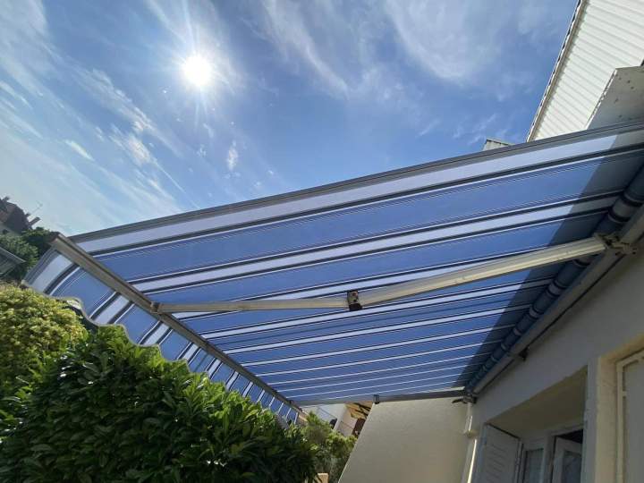 Store banne fonctionnel et esthétique Moulins