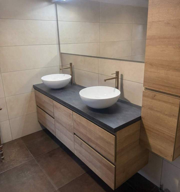 Meuble lavabo suspendu en bois Moulins